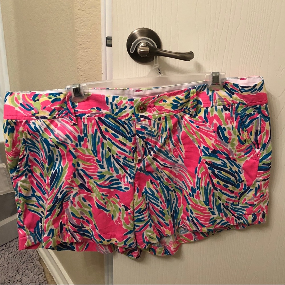 Lilly Pulitzer Callahan Shorts in Palm Reader